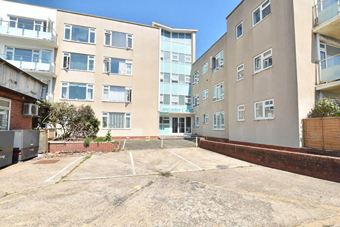 1 Bedroom Flat To Rent In Lancaster Court, Kingsway, BN3