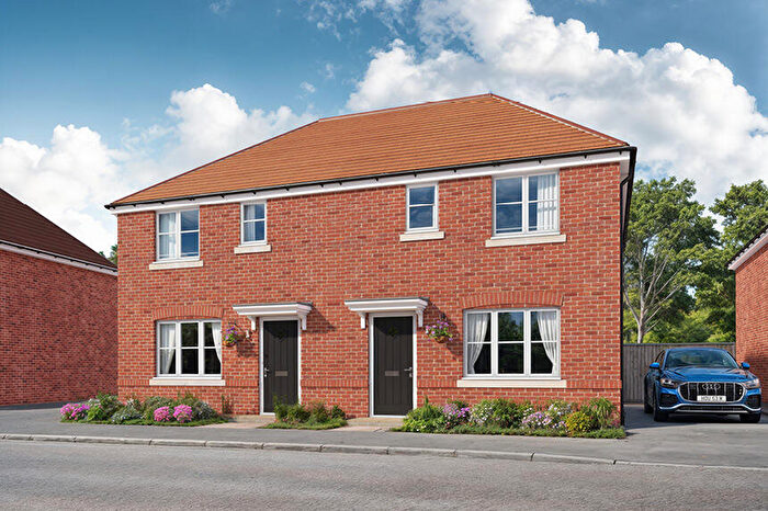 3 Bedroom Semi-Detached House For Sale In Netherhampton Road, Salisbury, SP2
