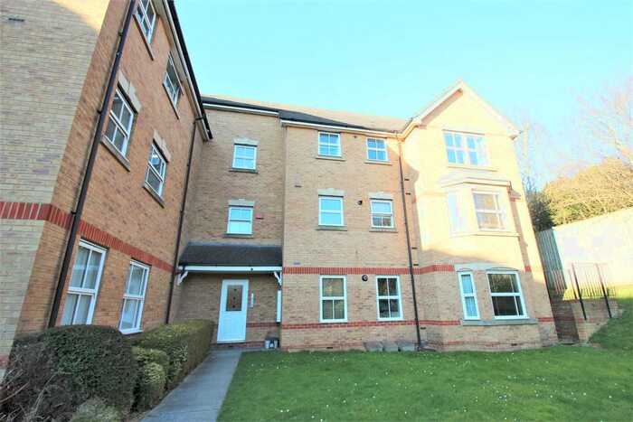 2 Bedroom Flat To Rent In Awgar Stone Road, Headington, Oxford, OX3