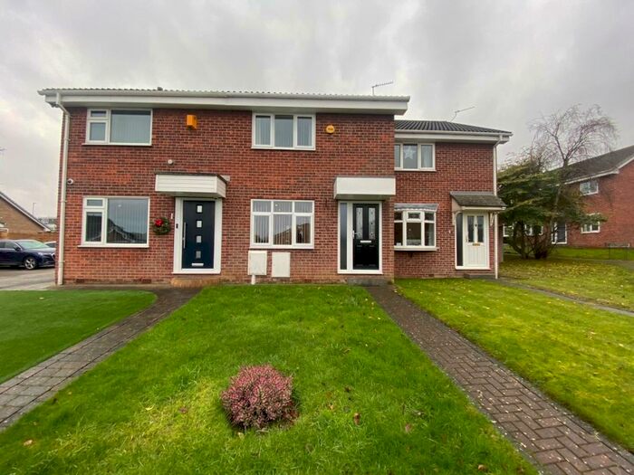 2 Bedroom House To Rent In Wroxham Drive, Bramley, ., S66