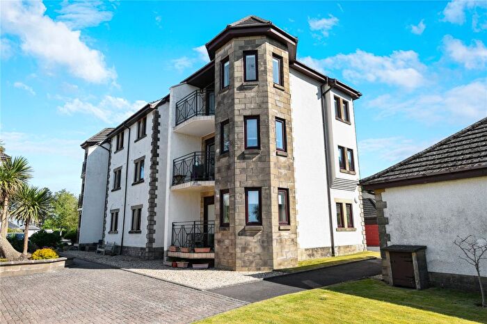 2 Bedroom Flat For Sale In Bowen Craig, Largs, North Ayrshire, KA30