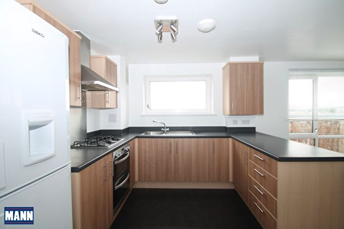 2 Bedroom Flat To Rent In Moonlight Mile House, Dartford, DA1