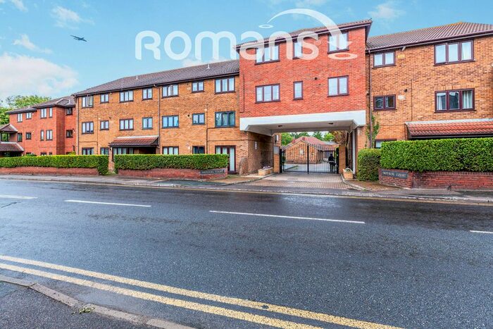 2 Bedroom Flat To Rent In Imperial Road, Windsor, SL4