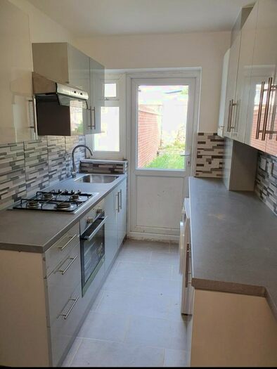 4 Bedroom Terraced House To Rent In Woodgrange Gardens, London, EN1