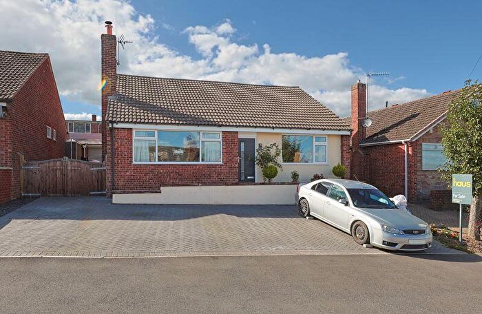 4 Bedroom Detached Bungalow For Sale In Hilltop Road, Wingerworth, Chesterfield, S42