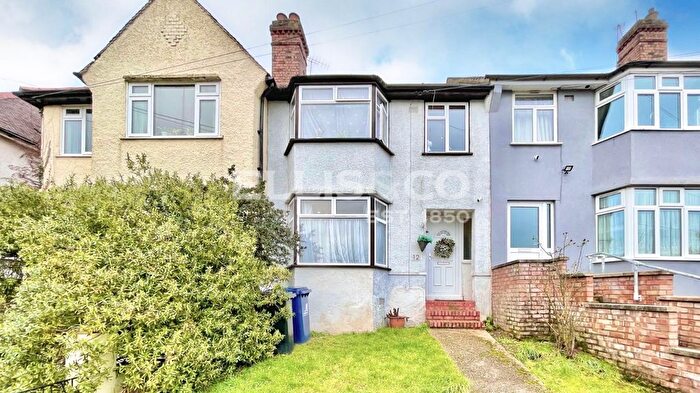 3 Bedroom Terraced House For Sale In Rosewood Avenue, Greenford, UB6