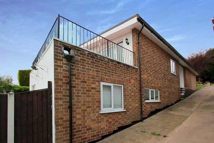 4 Bedroom Detached House To Rent In Darley Avenue, Toton, NG9