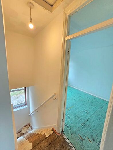 3 Bedroom Terraced House For Sale In Old Road East, Gravesend, DA12