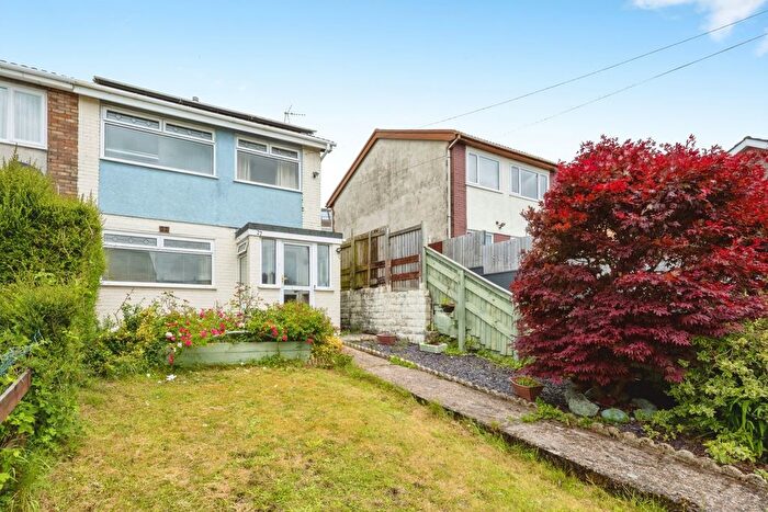3 Bedroom Semi Detached House For Sale In Brynmead Close, Sketty, Swansea, SA2