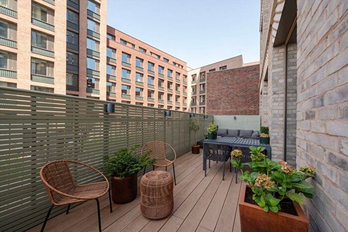 2 Bedroom Flat For Sale In Woodfield Road, Westborne Park, W9