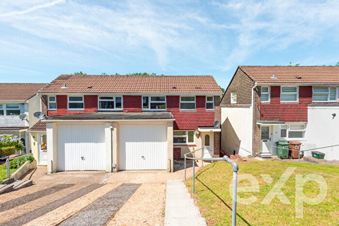 3 Bedroom Semi Detached House For Sale In Beverston Way, Widewell, PL6