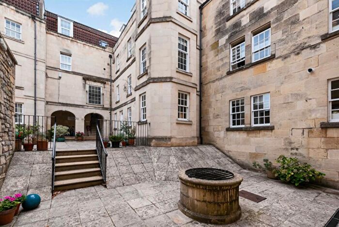 2 Bedroom Flat To Rent In Flat D, Bartletts Court Widcombe Parade, Bath, BA2