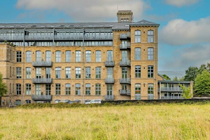 2 Bedroom Apartment For Sale In Valley Mill Apartments, Elland, HX5