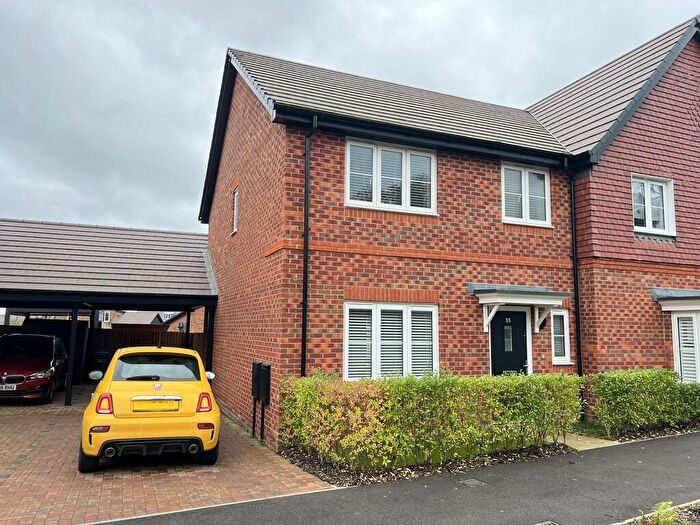 3 Bedroom Semi Detached House To Rent In Oriel Road, Horsham, RH12