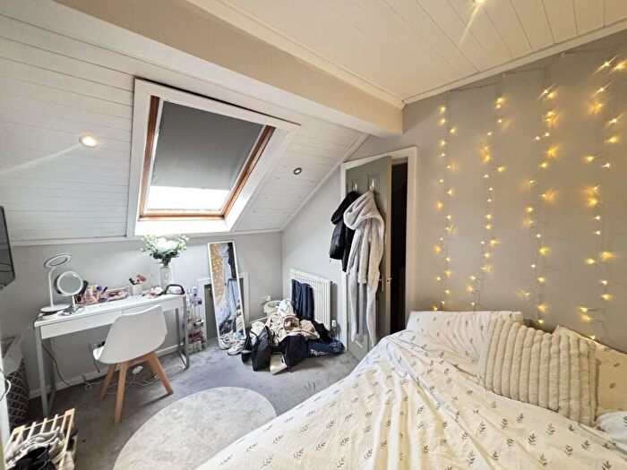 4 Bedroom House To Rent In Stanmore Street, Leeds, LS4