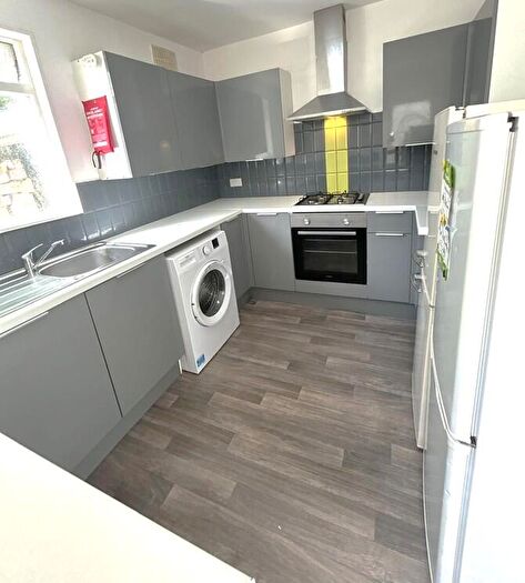 7 Bedroom House To Rent In Woodville Road, Cardiff(City), CF24