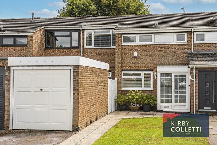 3 Bedroom Terraced House To Rent In Beyers Gardens, Hoddesdon, EN11