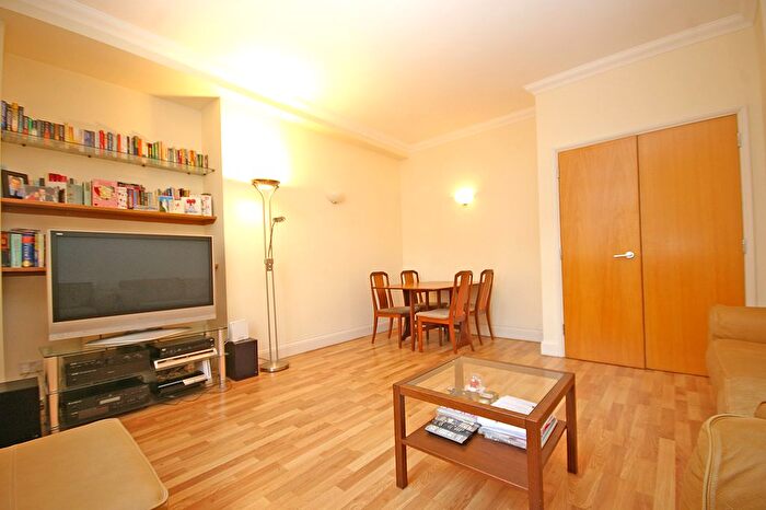2 Bedroom Flat To Rent In North Block, C Belvedere Road, London, SE1