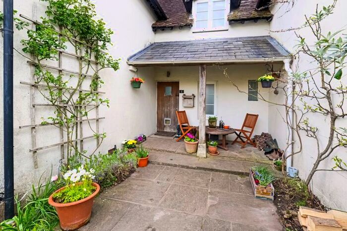 2 Bedroom Cottage For Sale In Winterborne Clenston, Blandford Forum, DT11