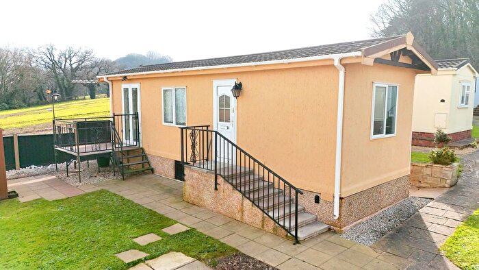1 Bedroom Mobile/park Home For Sale In The Old Vicarage Residential Mobile Home Park, Ffynnongroyw, Holywell, CH8