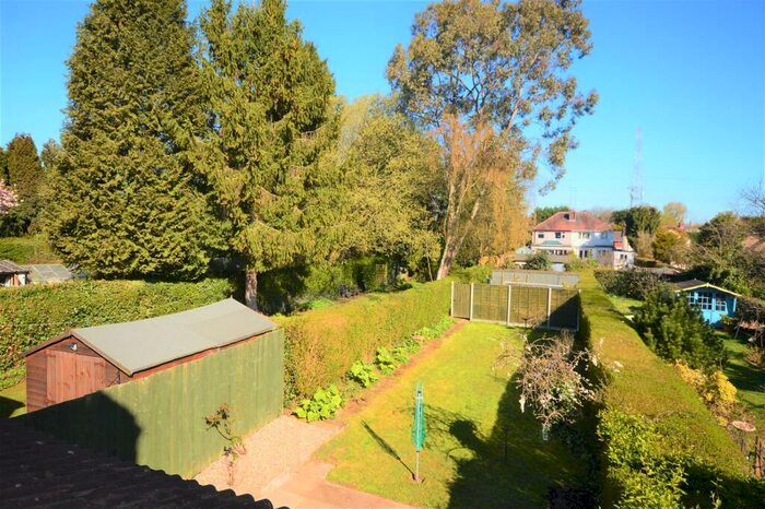 3 Bedroom Semi-Detached House To Rent In Lynbrook Road, Canley Gardens, Coventry, CV5