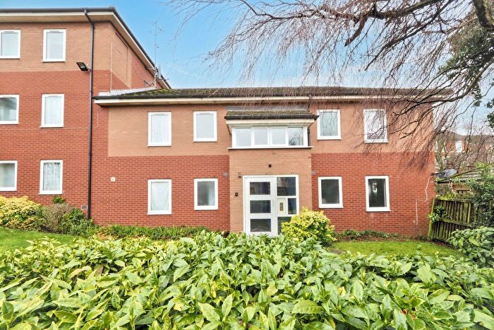 1 Bedroom Flat For Sale In Bedford Court, Nottingham, NG7