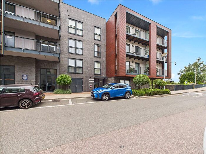 1 Bedroom Flat For Sale In Howard Road, Stanmore, HA7