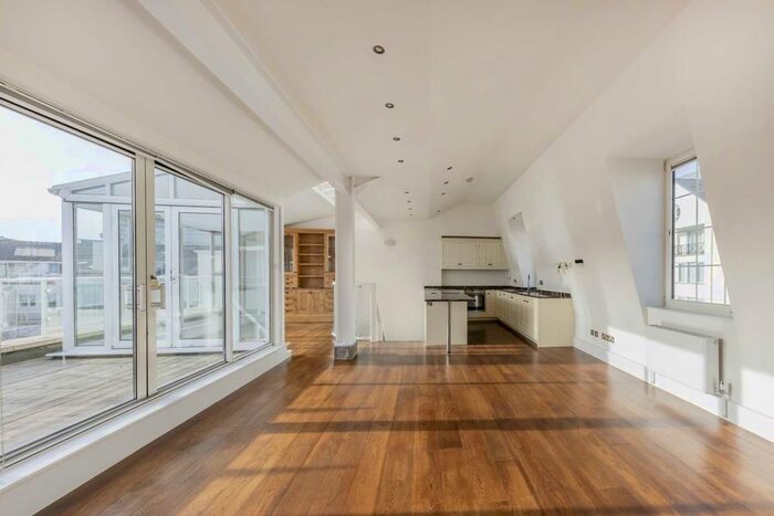 2 Bedroom Flat To Rent In Carlyle Court, Chelsea Harbour, London SW10