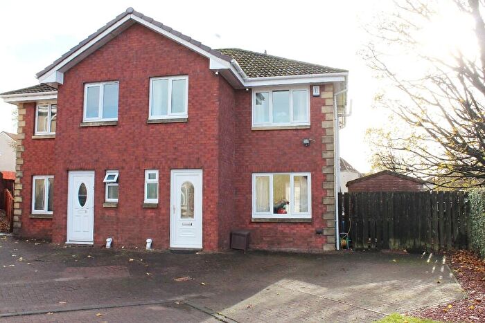 3 Bedroom Semi Detached House For Sale In Oakfield Drive, Bonhill, G83