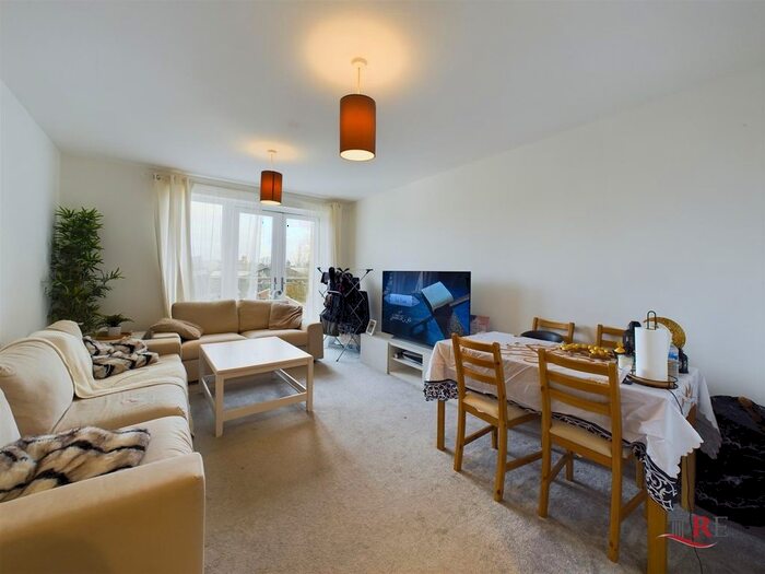 1 Bedroom Flat To Rent In Hornby Court, High Road, Willesden, NW10