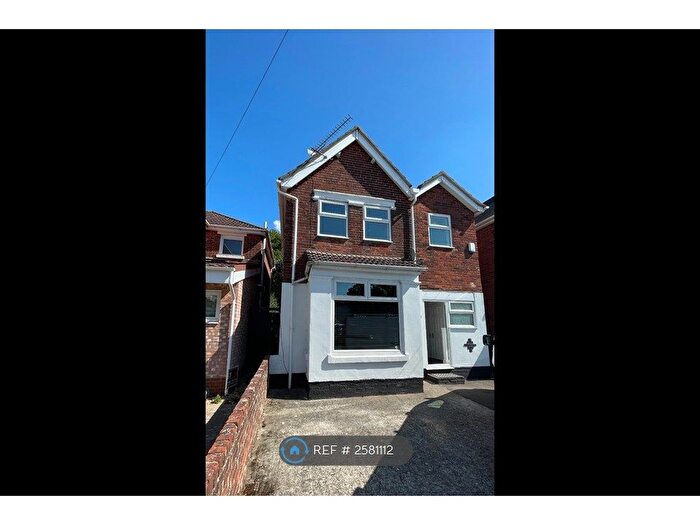 4 Bedroom Detached House To Rent In Hawkeswood Road, Southampton, SO18