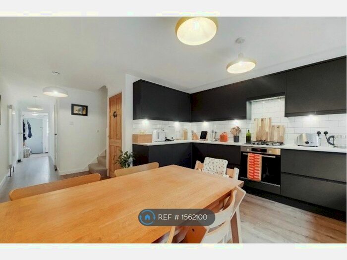 4 Bedroom Terraced House To Rent In Ravensdale Gardens, London, SE19