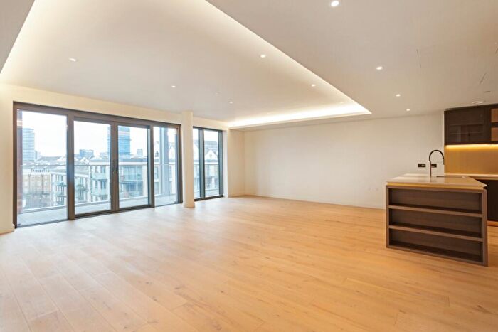 4 Bedroom Flat To Rent In Lots Road Chelsea, SW10
