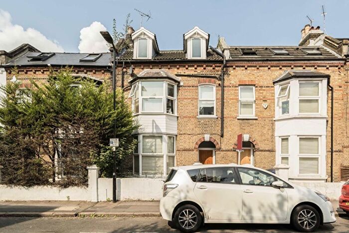 1 Bedroom Flat To Rent In Kirchen Road, London, W13