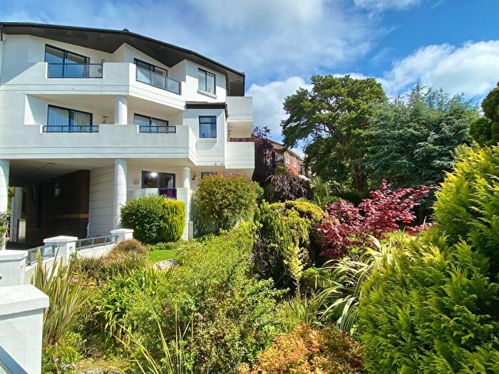 2 Bedroom Apartment To Rent In Showboat - Banks Road, Sandbanks, BH13