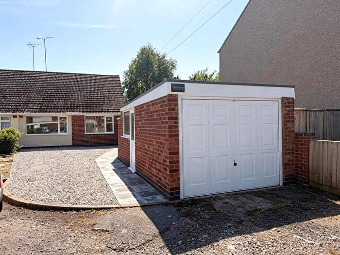 2 Bedroom Semi Detached House For Sale In Lodge Road, Coventry, CV3
