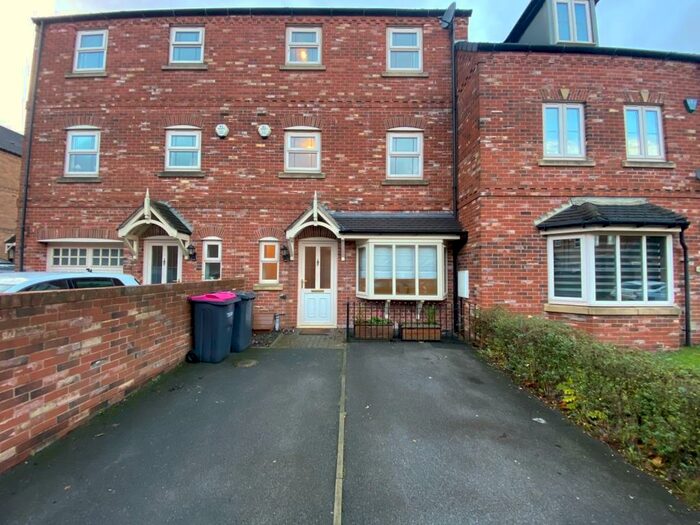 5 Bedroom Town House To Rent In Progress Drive, Bramley, ., S66
