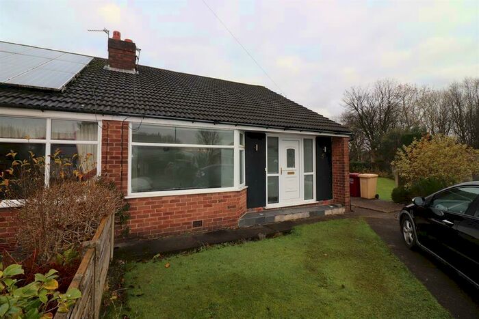 2 Bedroom Semi-Detached Bungalow To Rent In Marple Avenue, Bolton, BL1