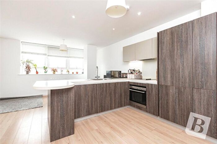 2 Bedroom Apartment To Rent In Canside, Meadow Walk, Chelmsford, CM1