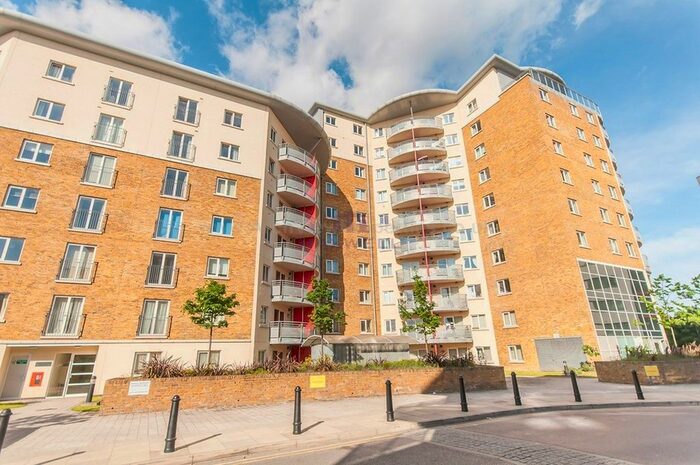 2 Bedroom Flat To Rent In Pancras Way, Bow, London, E3