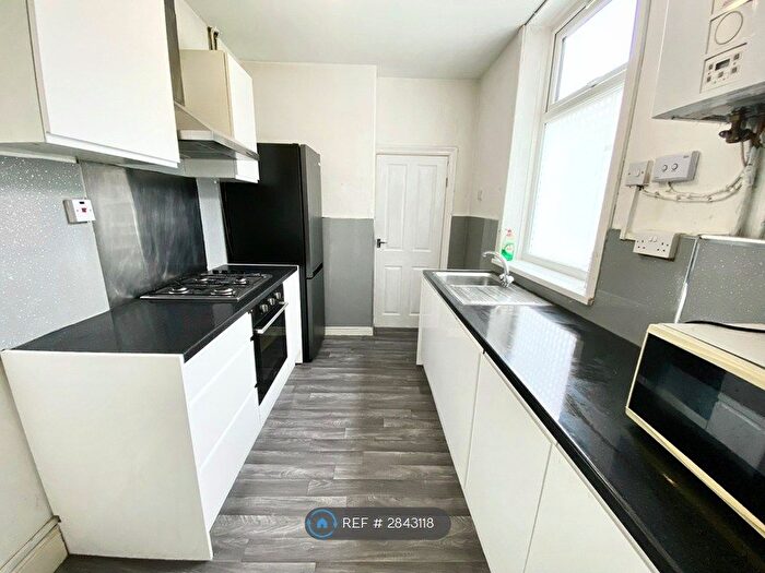 3 Bedroom Terraced House To Rent In Campbell Road, Stoke-On-Trent, ST4