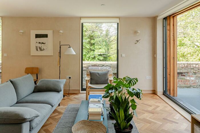 3 Bedroom Detached House For Sale In Ty'r Afon, Brecon, Powys, LD3