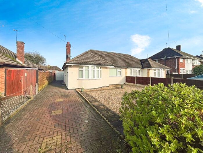 2 Bedroom Bungalow For Sale In Rugby Road, Bulkington, Bedworth, Warwickshire, CV12