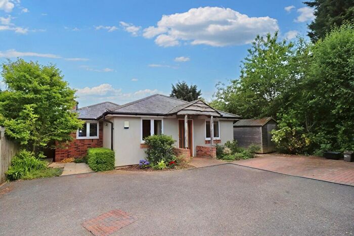 2 Bedroom Detached Bungalow To Rent In Upper St Helens Road, Hedge End, SO30