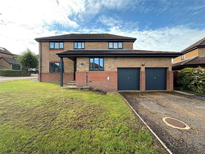4 Bedroom Detached House For Sale In The Leys, Long Buckby, Northamptonshire, NN6