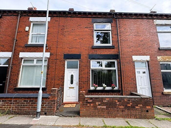 2 Bedroom Terraced House For Sale In Hamilton Street, Bolton, BL1