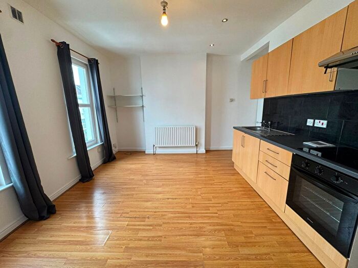 1 Bedroom Flat To Rent In Argyle Road, St. Pauls, BS2
