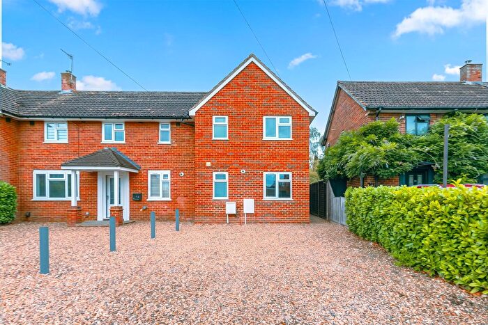 2 Bedroom End Of Terrace House For Sale In Sundridge Road, Woking, GU22