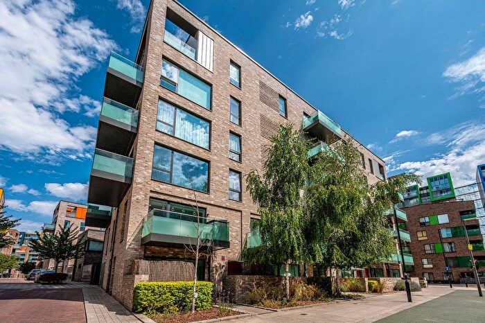 2 Bedroom Flat For Sale In West Parkside, Greenwich Millennium Village, London, SE10