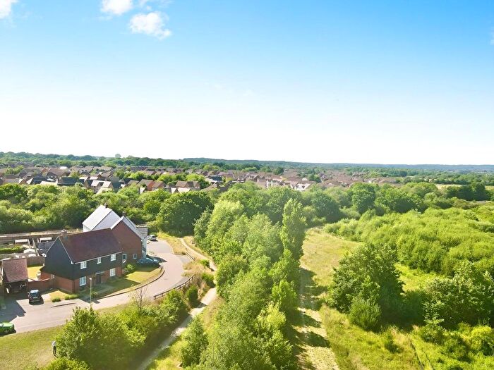 4 Bedroom Detached House For Sale In Ryeland Way, Kingsnorth, Ashford, TN25